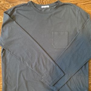 Richer Poorer Pocket T-Shirt. Long sleeve. Deep Gray/blue
Size: L
